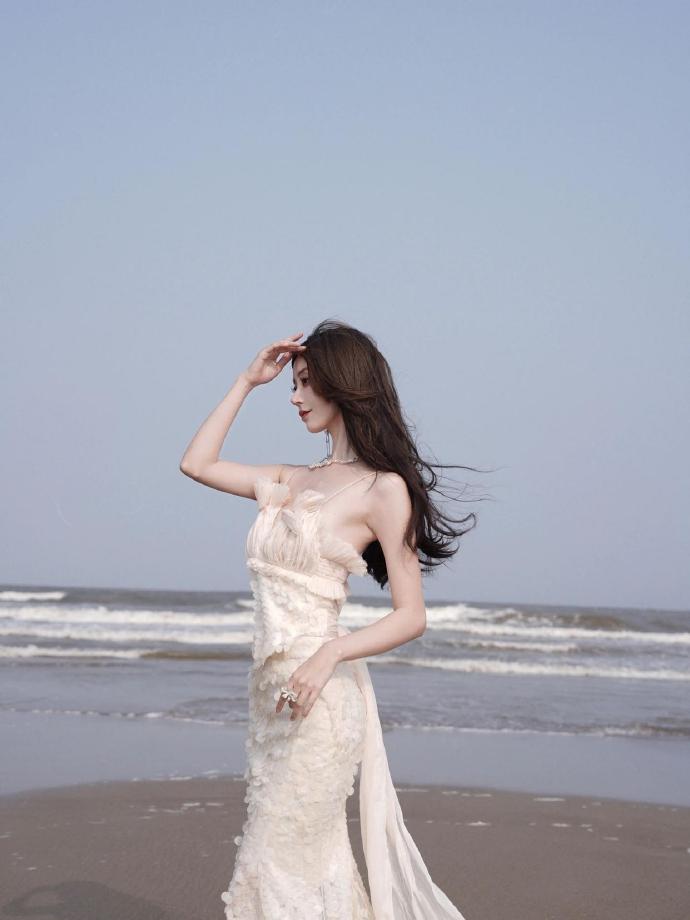 葬送的芙莉莲 封面