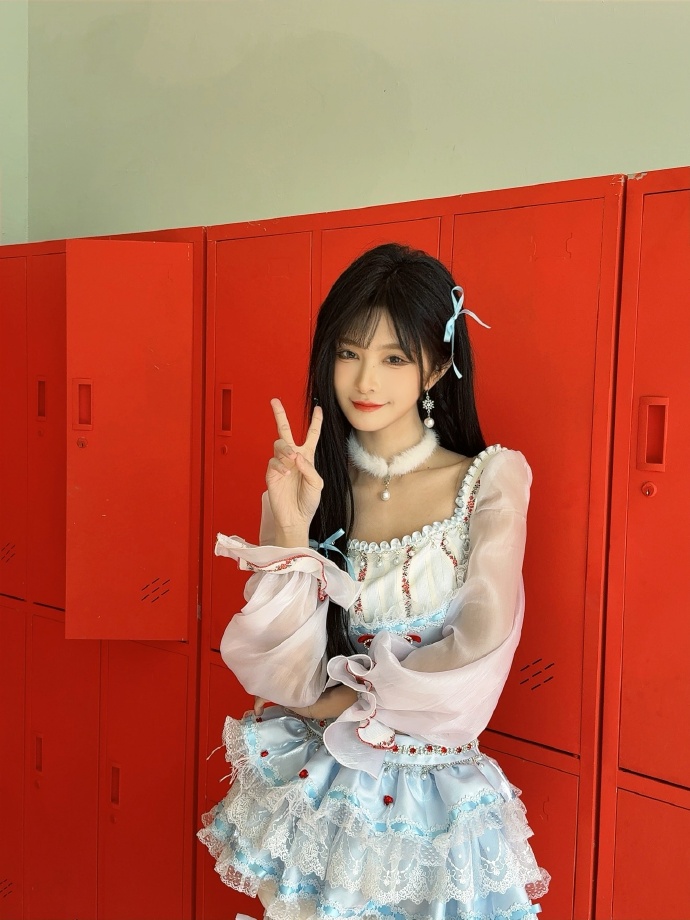 葬送的芙莉莲 海报